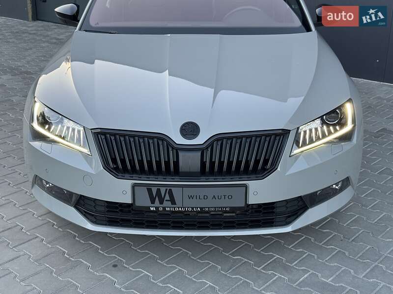 Универсал Skoda Superb 2019 в Луцке