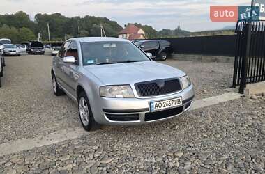 Лифтбек Skoda Superb 2005 в 