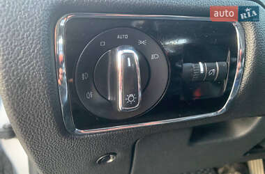 Лифтбек Skoda Superb 2010 в 