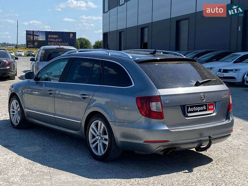 Универсал Skoda Superb 2012 в Львове