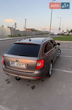 Универсал Skoda Superb 2010 в 