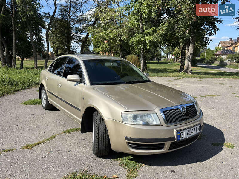 Ліфтбек Skoda Superb 2006 в Гадячі
