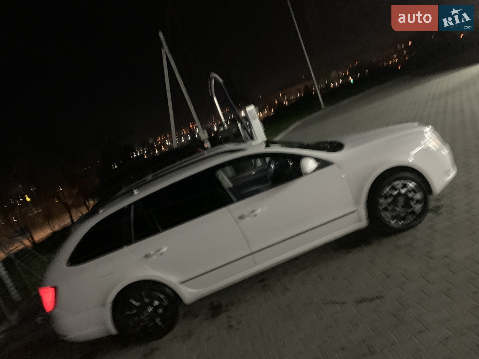 2011 Skoda Superb - мініатюра 7
