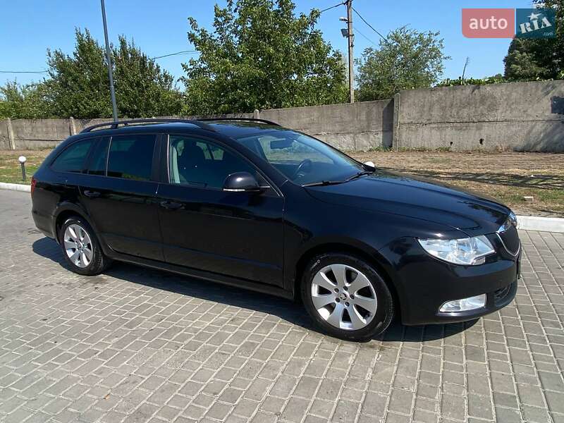 Універсал Skoda Superb 2011 в Дніпрі фото 3 Універсал Skoda Superb 2011 в Дніпрі
