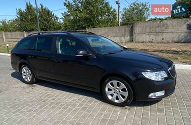 Универсал Skoda Superb 2011 в 