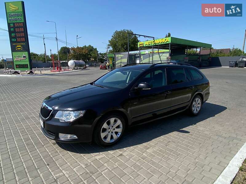 Універсал Skoda Superb 2011 в Дніпрі фото 9 Універсал Skoda Superb 2011 в Дніпрі