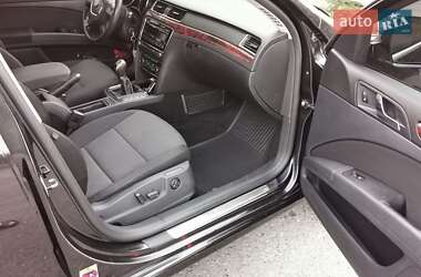 Лифтбек Skoda Superb 2012 в 