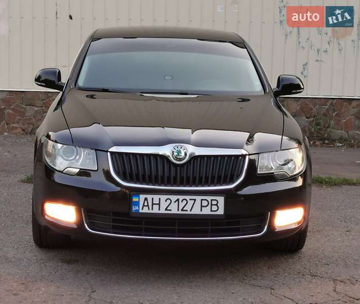 Лифтбек Skoda Superb 2012 в Славянске