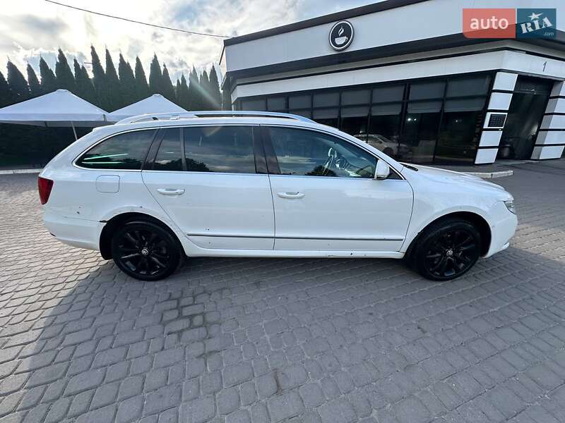 Універсал Skoda Superb 2012 в Львові фото 4 Універсал Skoda Superb 2012 в Львові