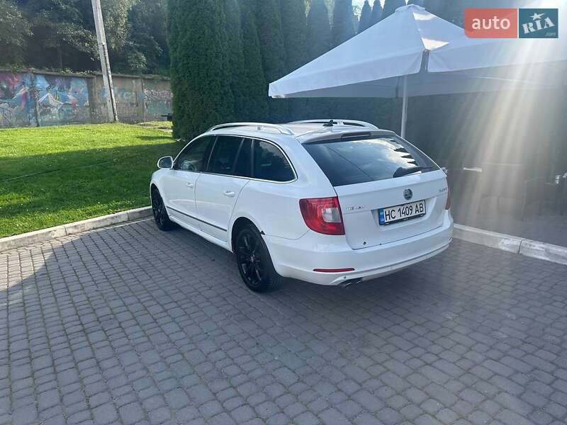 Універсал Skoda Superb 2012 в Львові фото 6 Універсал Skoda Superb 2012 в Львові