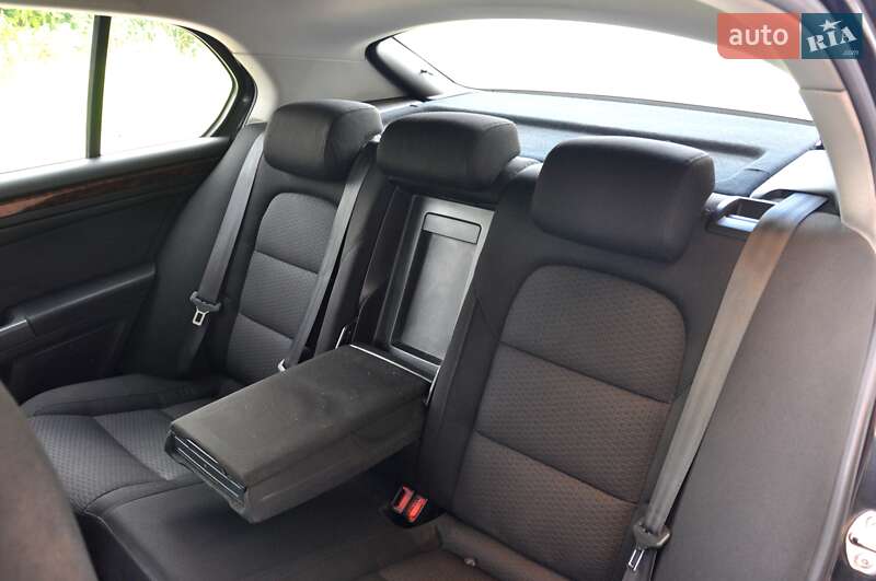 Лифтбек Skoda Superb 2011 в Львове