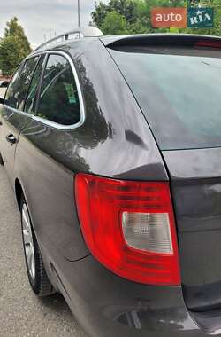 Универсал Skoda Superb 2011 в 