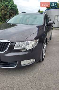 Универсал Skoda Superb 2011 в 