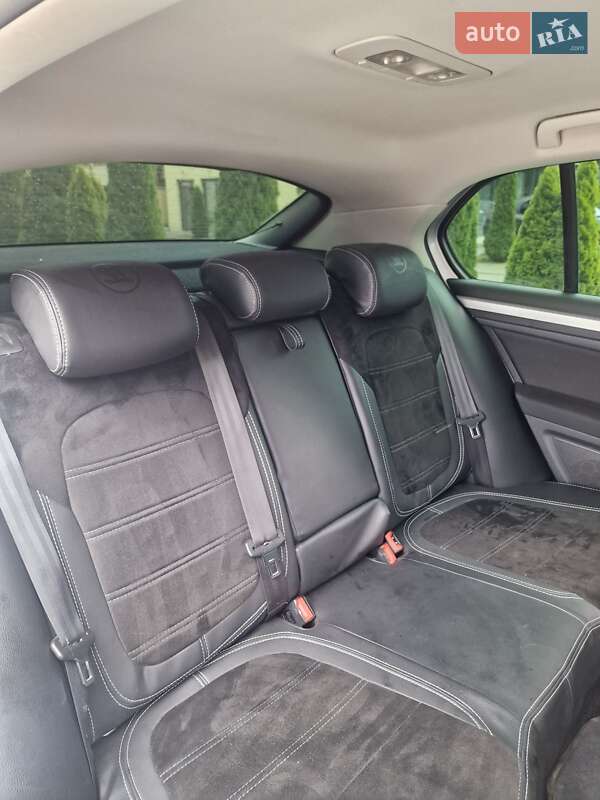 Универсал Skoda Superb 2014 в Ужгороде