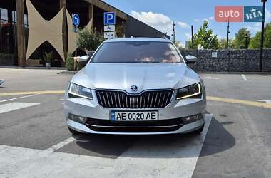 Универсал Skoda Superb 2016 в 