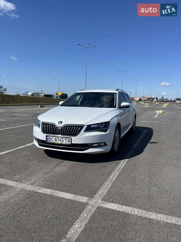 Универсал Skoda Superb 2018 в 