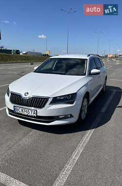 Универсал Skoda Superb 2018 в 