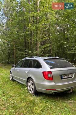 Универсал Skoda Superb 2010 в 