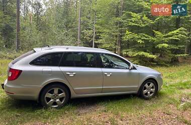 Универсал Skoda Superb 2010 в 