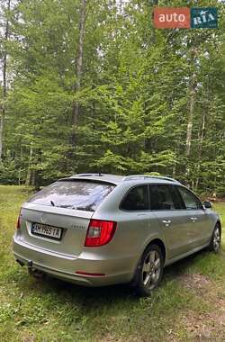 Универсал Skoda Superb 2010 в 
