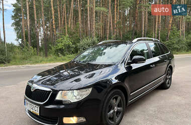 Универсал Skoda Superb 2013 в Житомире