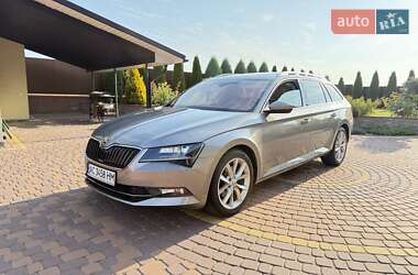 Универсал Skoda Superb 2017 в 