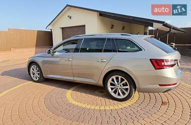Универсал Skoda Superb 2017 в 