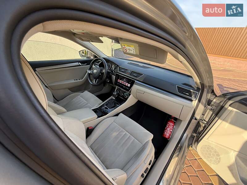 Універсал Skoda Superb 2017 в Луцьку фото 21 Універсал Skoda Superb 2017 в Луцьку