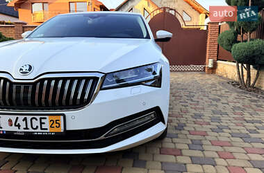 Лифтбек Skoda Superb 2020 в 