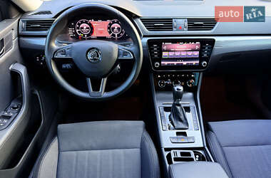 Лифтбек Skoda Superb 2020 в 