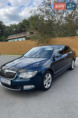 Ліфтбек Skoda Superb 2012 в Чернігові
