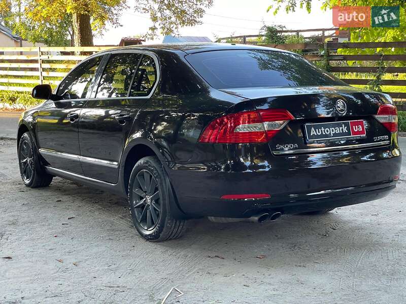 Ліфтбек Skoda Superb 2014 в Києві
