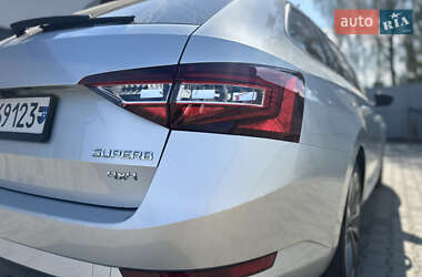 Универсал Skoda Superb 2017 в 