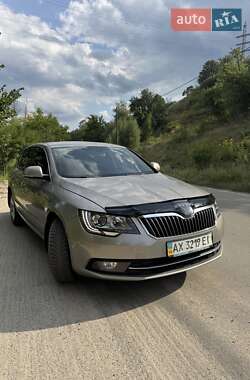 Лифтбек Skoda Superb 2014 в Киеве