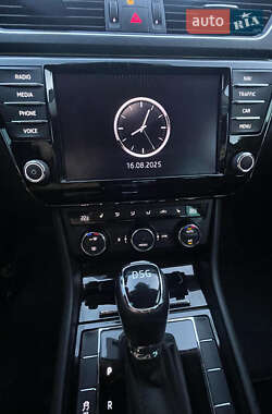 Лифтбек Skoda Superb 2016 в 
