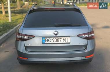Универсал Skoda Superb 2017 в 