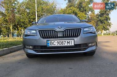 Универсал Skoda Superb 2017 в 