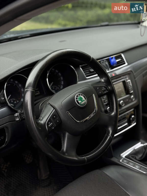 Универсал Skoda Superb 2012 в Василькове