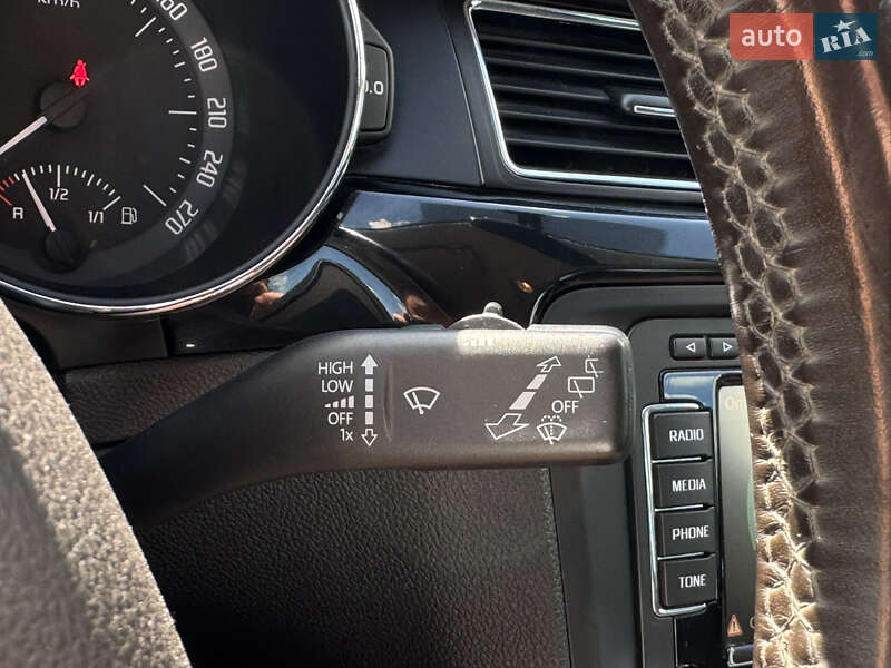 Универсал Skoda Superb 2014 в Самборе