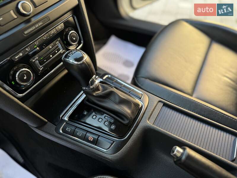 Универсал Skoda Superb 2015 в Дрогобыче