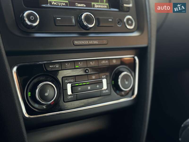 Универсал Skoda Superb 2015 в Дрогобыче