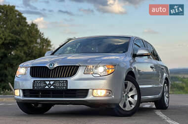 Ліфтбек Skoda Superb 2013 в Дрогобичі