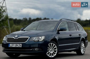 Універсал Skoda Superb 2014 в Дрогобичі