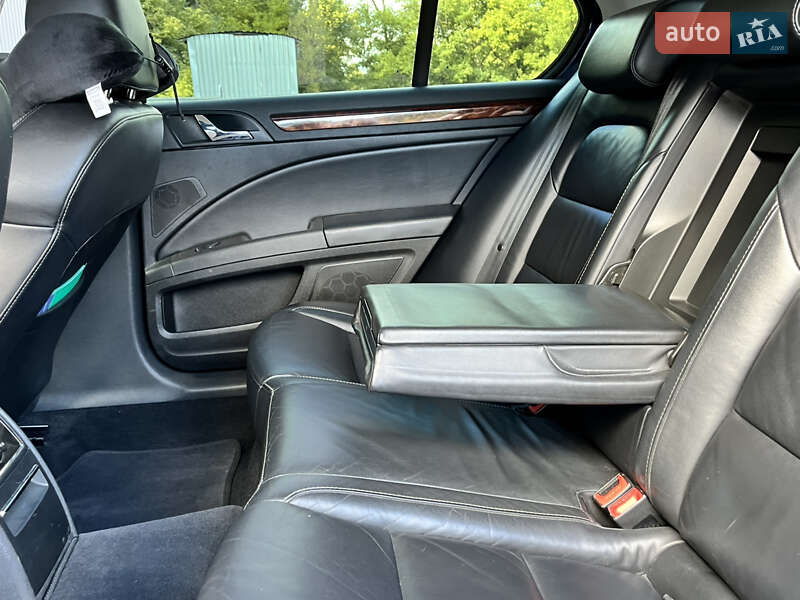 Лифтбек Skoda Superb 2009 в Рава-Русской