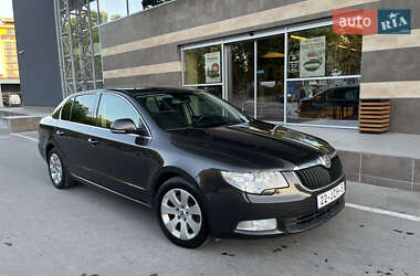Лифтбек Skoda Superb 2010 в 