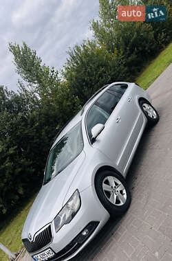 Универсал Skoda Superb 2015 в 