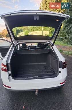 Универсал Skoda Superb 2018 в 