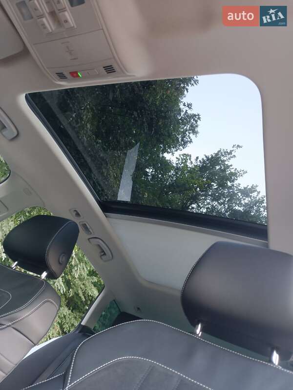 Универсал Skoda Superb 2018 в Хусте