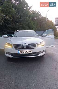 Универсал Skoda Superb 2018 в 