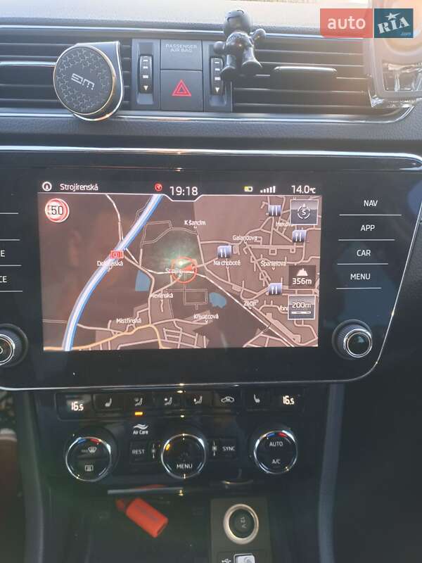 Универсал Skoda Superb 2018 в Хусте